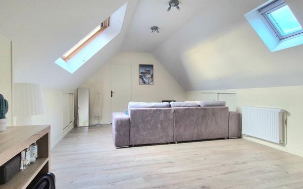 Maison à vendre    9 pièces • 227,16 m2 Yerres