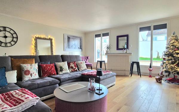 Maison à vendre    9 pièces • 227,16 m2 Yerres