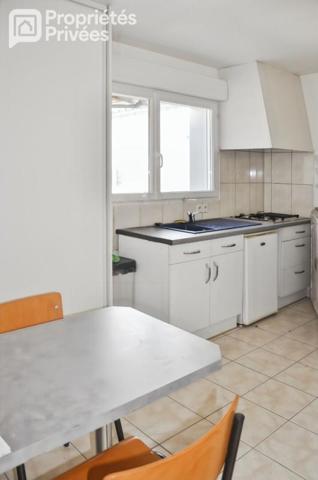 Maison de plain pied - 151 m2- atelier - terrain 2700 m2