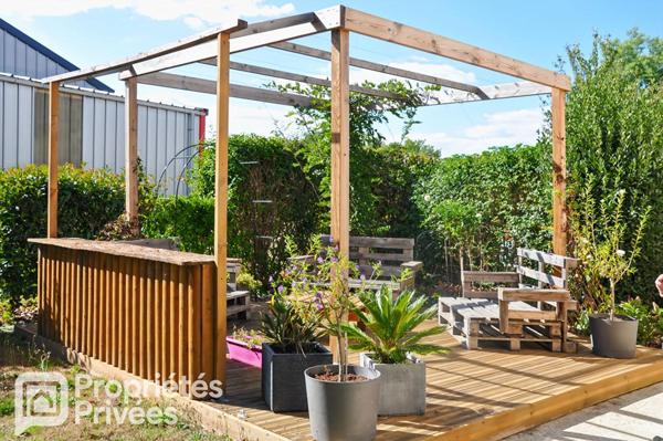 Maison de plain pied - 151 m2- atelier - terrain 2700 m2