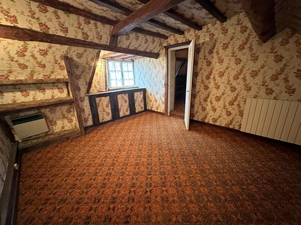 Maison ST AUBIN EN BRAY 7 pièce(s) 120 m2 / Grange 190 m² / Dépendance 60 m²/ Terrain 1983 m²