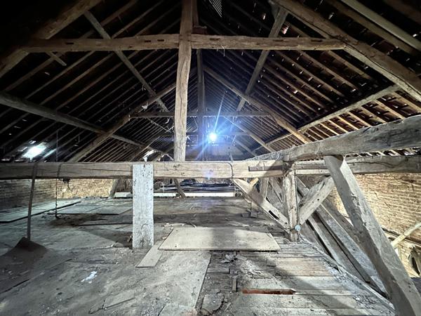 Maison ST AUBIN EN BRAY 7 pièce(s) 120 m2 / Grange 190 m² / Dépendance 60 m²/ Terrain 1983 m²