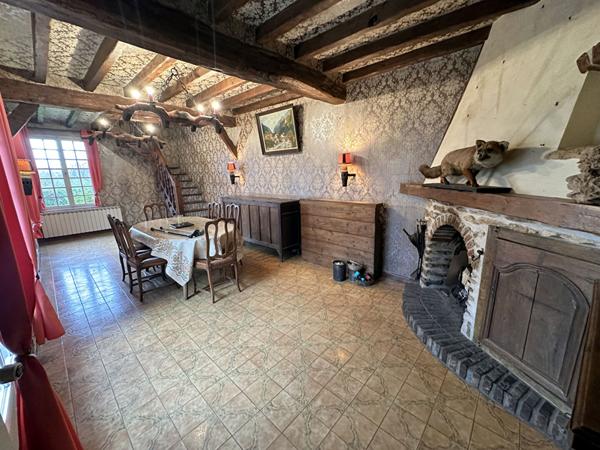 Maison ST AUBIN EN BRAY 7 pièce(s) 120 m2 / Grange 190 m² / Dépendance 60 m²/ Terrain 1983 m²