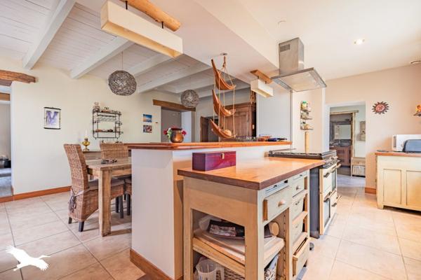 Maison à vendre |  Tonnay-Charente |  3 pièces | 140 m²