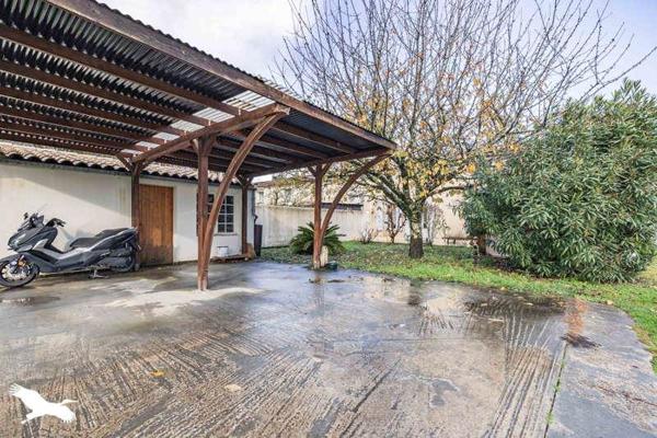 Maison à vendre |  Tonnay-Charente |  3 pièces | 140 m²