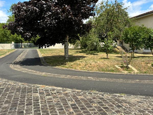 Maison Saint Pierre D Exideuil