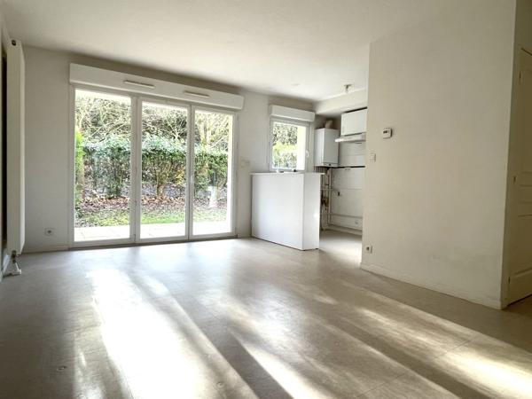 APPARTEMENT T2 46.50 M² AVEC JARDIN 50 M²