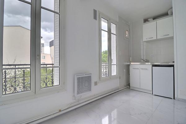 Appartement Colombes 2 pièce(s) 29 m2 refait à neuf !