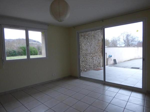 Maison à louer à Saint-Christophe-et-le-Laris (26350)