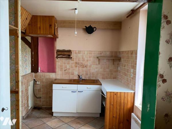 GLOS LA FERRIERE - Maison de bourg