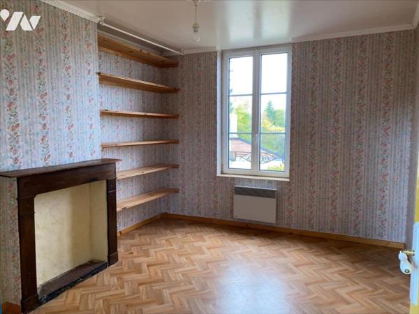 GLOS LA FERRIERE - Maison de bourg