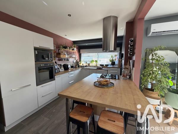 Maison à vendre 6 pièces 150 m² Chabournay