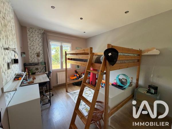 Maison à vendre 6 pièces 150 m² Chabournay