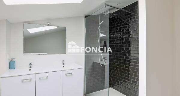 À vendre Appartement 4 pièces 65.34 m² - Rochefort 17300