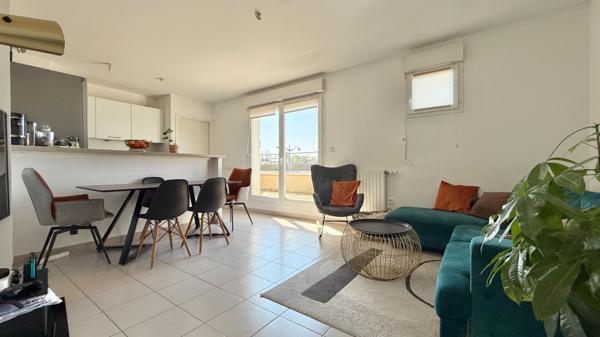 Appartement Corbeil Essonnes 3 pièce(s) 65 m2