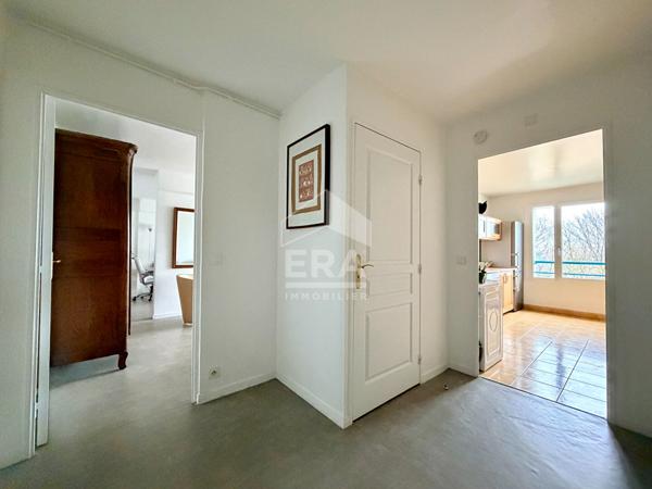 Meudon Bellevue - 78 m² avec balcon, vue dégagée sur Paris, DPE C - Résidence arborée