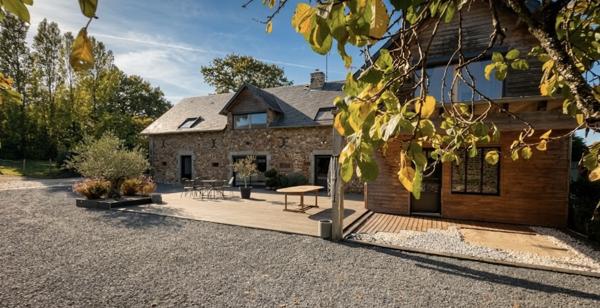 Maison en Pierres – 243 m² – Saint-Ouen-des-Toits