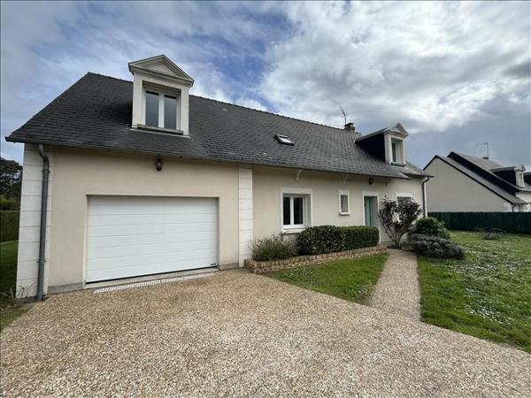Maison à louer 1 390 € CC VEIGNE 5 p 138 m² DPE C