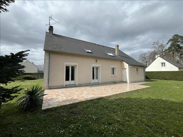 Maison à louer 1 390 € CC VEIGNE 5 p 138 m² DPE C
