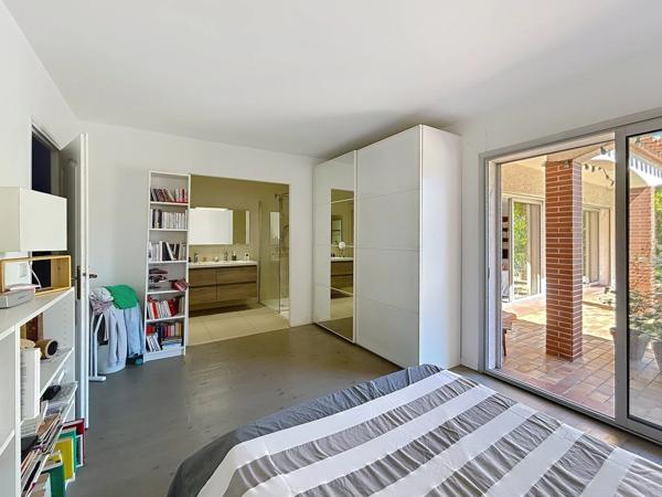 Maison de plain pied à Perpignan avec piscine et confort moderne