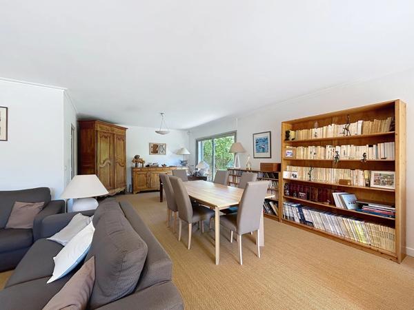 Maison de plain pied à Perpignan avec piscine et confort moderne