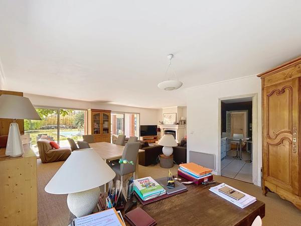 Maison de plain pied à Perpignan avec piscine et confort moderne