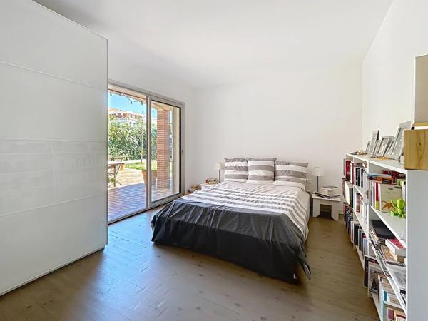 Maison de plain pied à Perpignan avec piscine et confort moderne