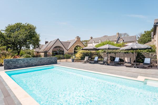 Domaine de caractère, au coeur de la nature, avec piscine et pool house