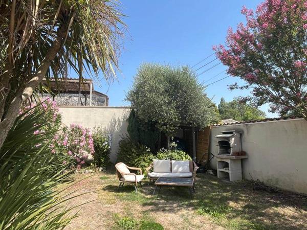 Maison à vendre |  Salles-d'Angles |  5 pièces | 139 m²