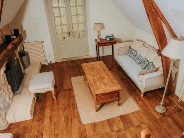 Maison à vendre 6 pièces SAINT LEON SUR VEZERE (24)