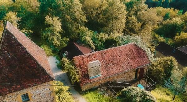 Maison à vendre 6 pièces SAINT LEON SUR VEZERE (24)