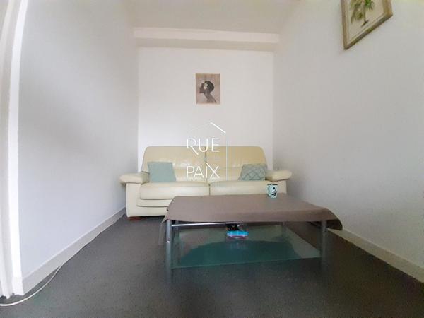 86140 LENCLOITRE Appartement Lencloitre 5 pièce(s) 125.86 m2