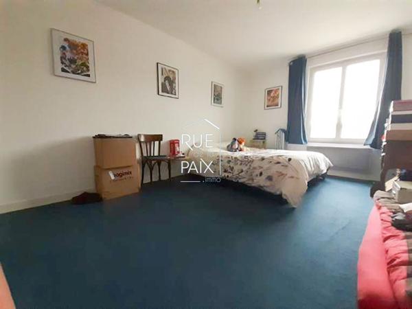 86140 LENCLOITRE Appartement Lencloitre 5 pièce(s) 125.86 m2