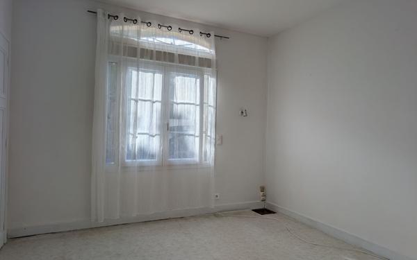 Appartement à vendre    1 pièce • 35,70 m2 Royan