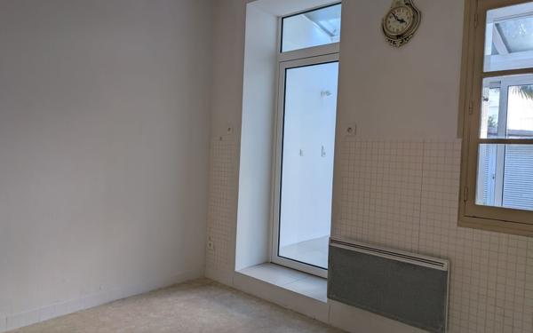 Appartement à vendre    1 pièce • 35,70 m2 Royan