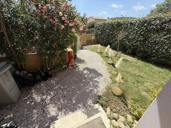 Vente                                                      Villa
                        
                     3 pièces                      62 m2                     à Nébian