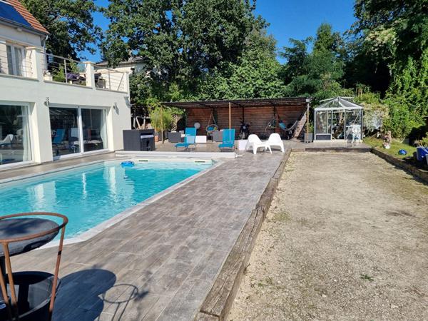 Maison Linas 7 pièces 239 m2  - Sous sol - Piscine