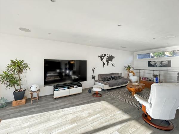 Maison Linas 7 pièces 239 m2  - Sous sol - Piscine