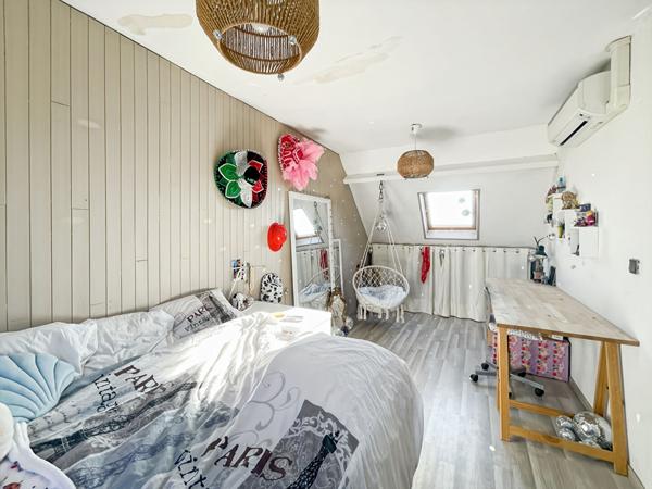 Maison Linas 7 pièces 239 m2  - Sous sol - Piscine