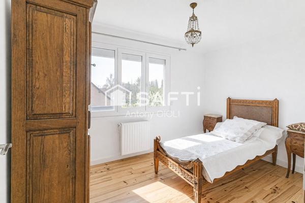 Maison familiale 116 m² avec garage et dépendance à Sens