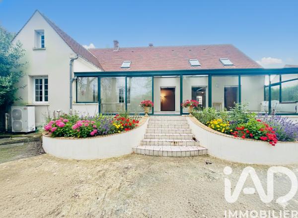 Maison à vendre 8 pièces 196 m² Verneuil-en-Halatte