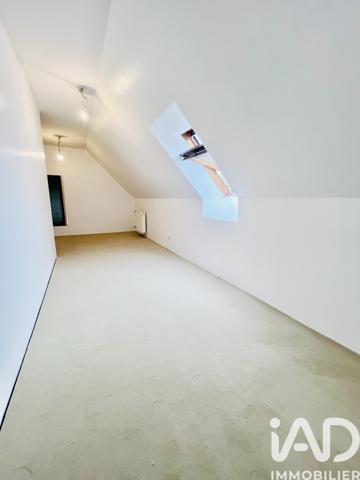 Maison à vendre 8 pièces 196 m² Verneuil-en-Halatte