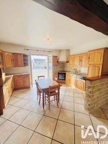 Maison à vendre 8 pièces 196 m² Verneuil-en-Halatte