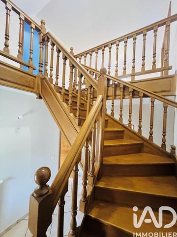 Maison à vendre 8 pièces 196 m² Verneuil-en-Halatte