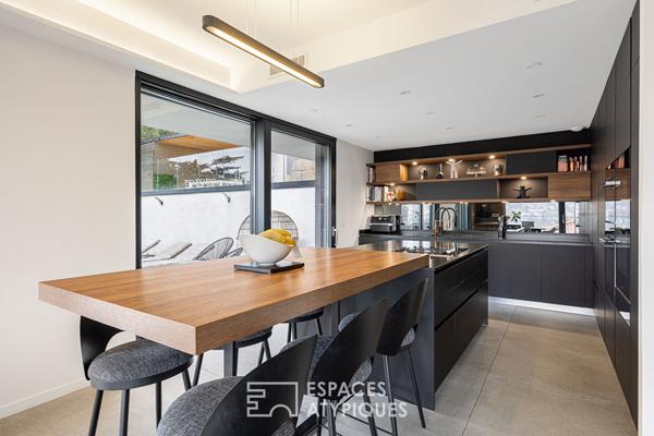 Maison contemporaine d’architecte avec vue panoramique et piscine