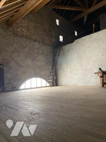 Une maison à usage d'habitation