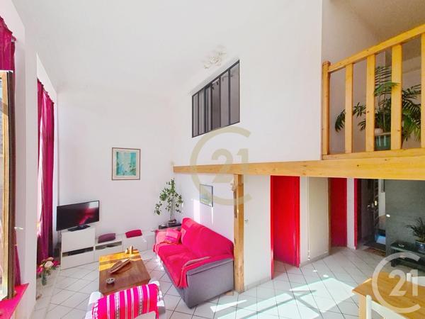 Appartement T3 à vendre  3 pièces - 86,73 m 2   LYON  - 69004