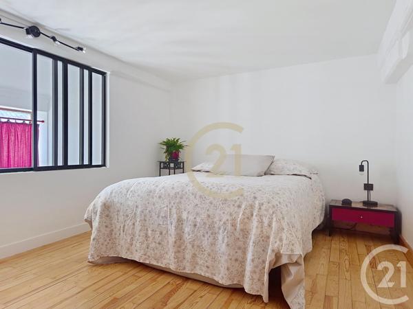 Appartement T3 à vendre  3 pièces - 86,73 m 2   LYON  - 69004