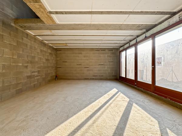 Trévoux (01600) À Vendre : Villa Neuve Frais de Notaire réduits à finir d'Aménager – Hyper-Centre Village, Proximité École et