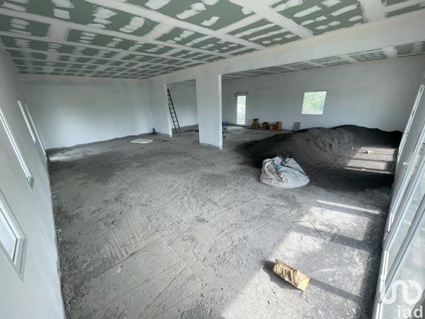 Location boutique/local commercial 132 m² Morne-à-l'Eau